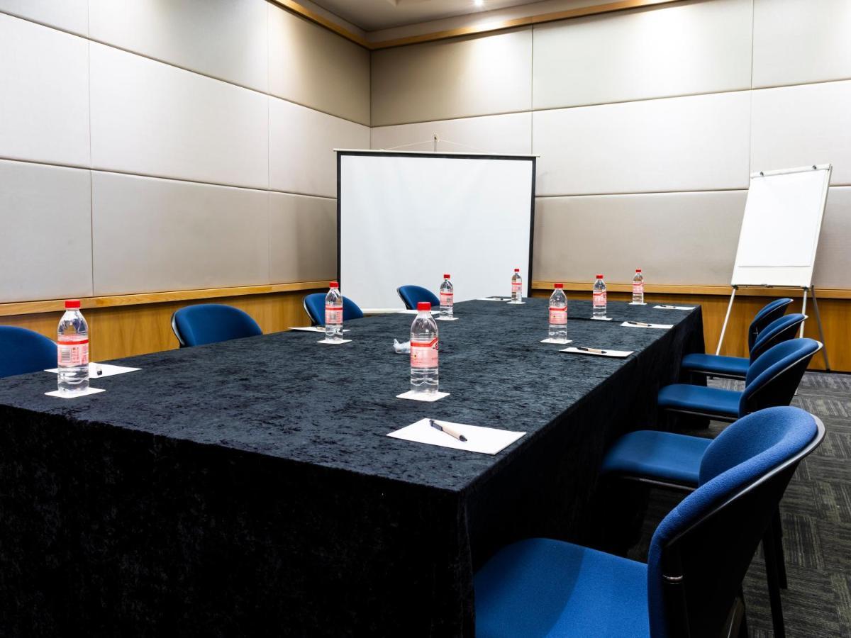 דורבן Aha Gateway Hotel Umhlanga מראה חיצוני תמונה