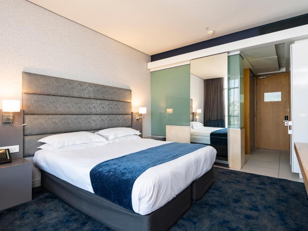 דורבן Aha Gateway Hotel Umhlanga מראה חיצוני תמונה