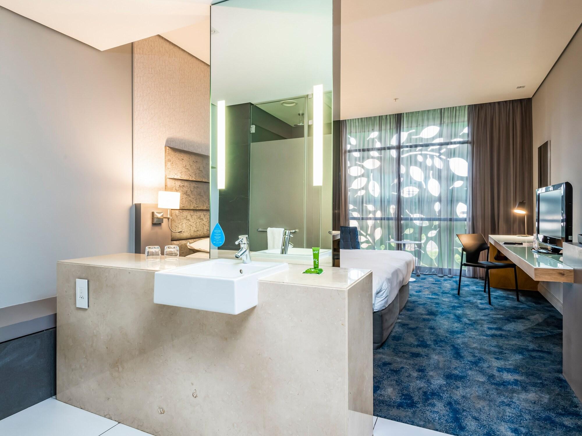 דורבן Aha Gateway Hotel Umhlanga מראה חיצוני תמונה