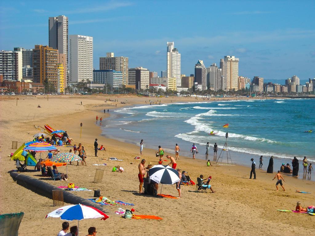 דורבן Aha Gateway Hotel Umhlanga מראה חיצוני תמונה